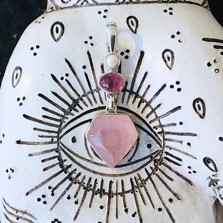 Rose Quartz & Pearl Pendant