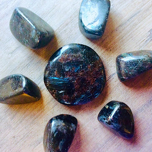 Astrophyllite Gemstones